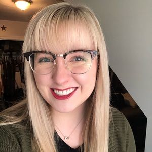 Meet your Posher, Katie